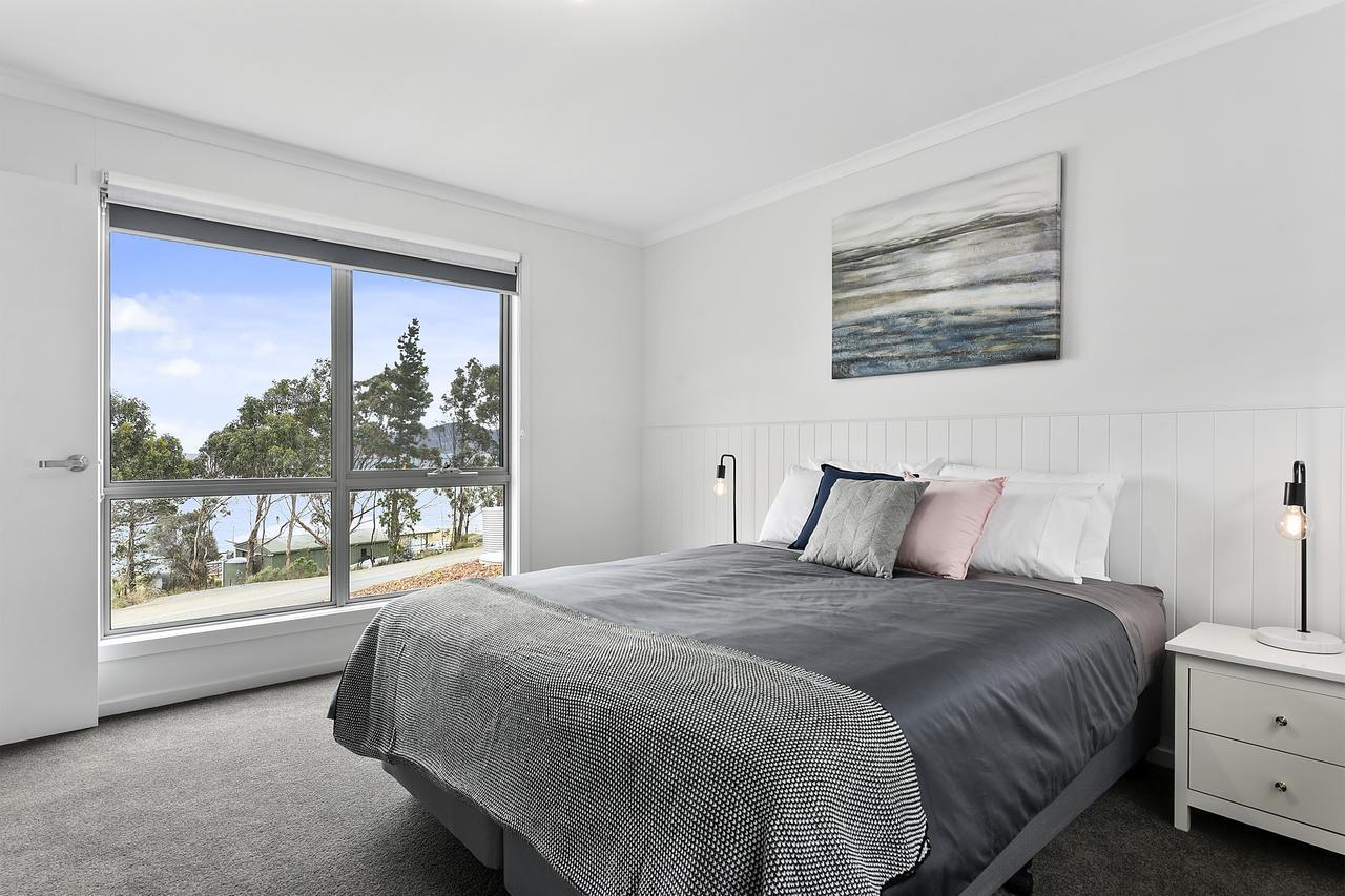 Chill Tasmania Villa White Beach Exterior photo